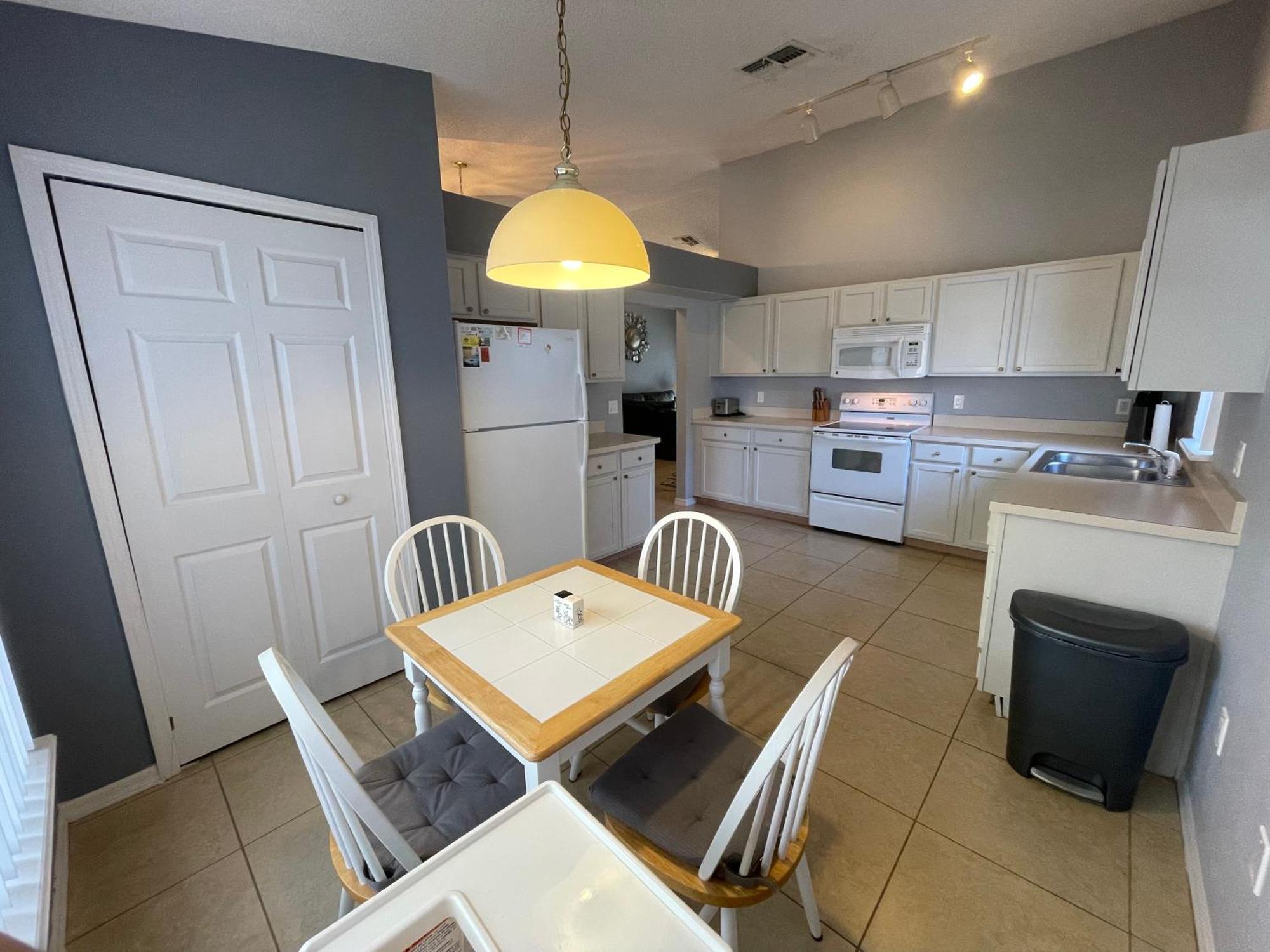 3 Bedroom Villa With Poolside Cinema And Games Room Close To Theme Parks Sleeps 6 Plus 2 Orlando Kültér fotó